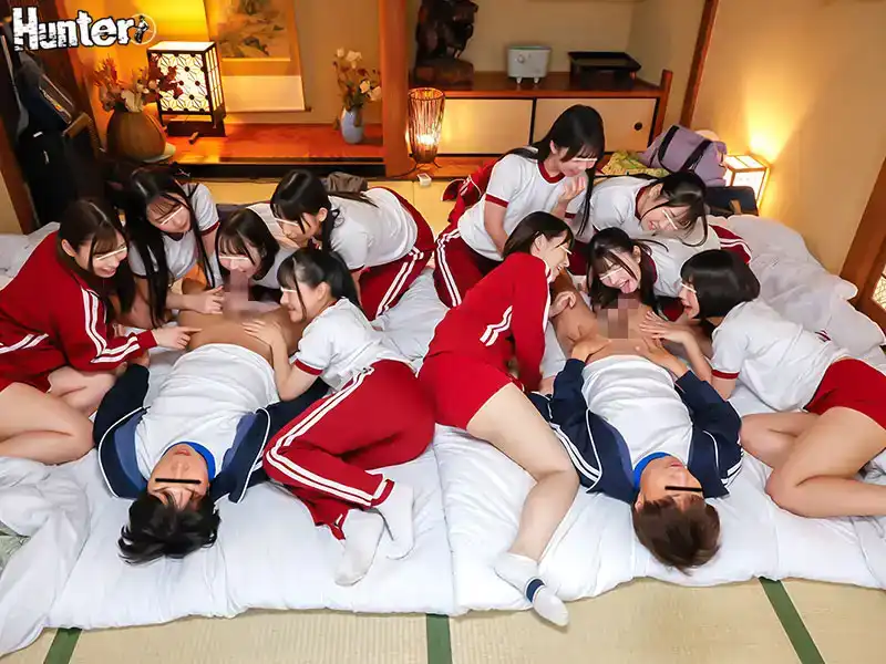 HUNTC-315 修學旅行，與10名可愛女同學進行200％親密後宮亂交！ 2 ~ 川栄結愛 乙葉らぶ 有棲舞衣 愛瀬優裏 泉莉音 等的劇照12