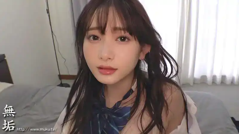 MUDR-307 JK制服美少女，在密室裏被操的滿頭大汗無法停止興奮。他們大汗淋漓、口水橫流，親密無間，沉浸在溼透的性愛之中 ~ 靜河的劇照10