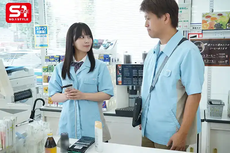 SONE-602 生意氣可愛的兼職女學生像小混蛋一樣對待我！我要讓她明白我那勃起不退的大雞巴的厲害！ ~ 渚あいり的劇照10