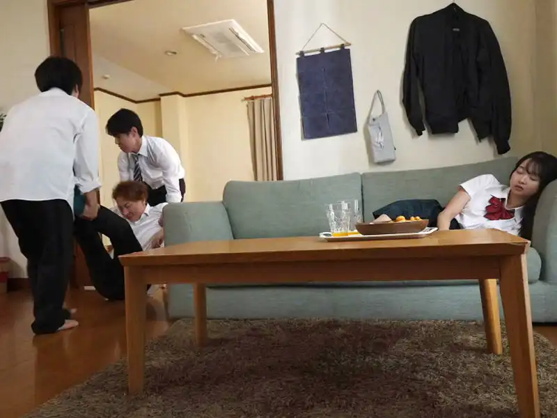 GVH-727 「連夢裏都在瞧不起我們吧！！」教訓弟弟那囂張女友的迷奸凌辱 ~ 望月蕾的劇照19