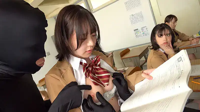 DOKS-627 乳首玩弄融入日常的世界 女學生渾然不覺被弄到乳首高潮的敏感乳首學園日常  ~ 乙羽あむ 雅子里菜 柏木小夏 藤田梢 宇流木沙羅的劇照18