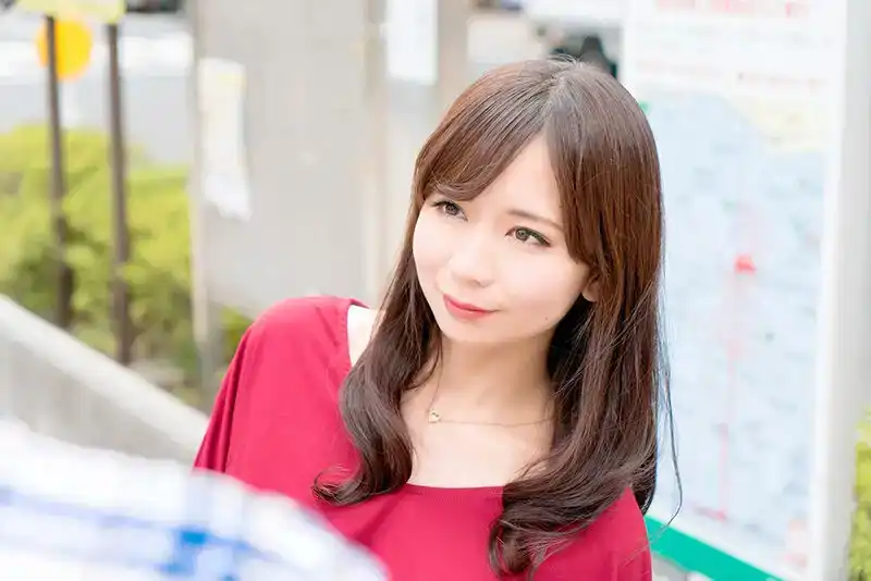 EMTH-182 淫亂人妻搭訕 性欲旺盛的少婦生中出特輯 僅靠丈夫無法滿足的不貞妻！！＃01的劇照14
