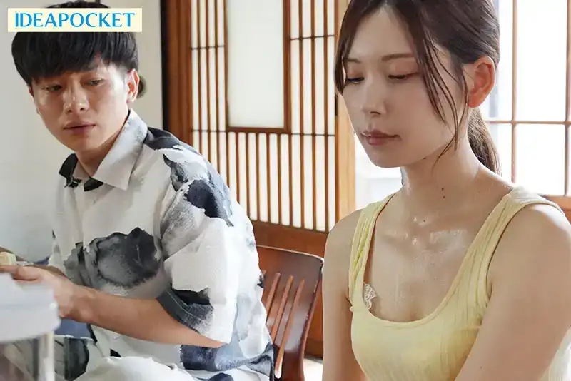 IPZZ-503 夏末汗流浹背的中出性愛 面對已爲人妻的表姐那毫無防備的誘惑，我再也壓抑不住理性 ~ 明裏紬的劇照12