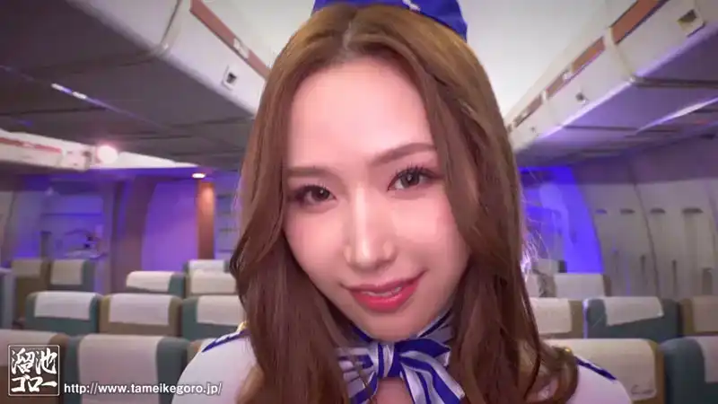 MEYD-978 肉感超色巨乳空姐一起爽飛天！免費炮航空×高潮航班！！ ~ 佐山愛的劇照12