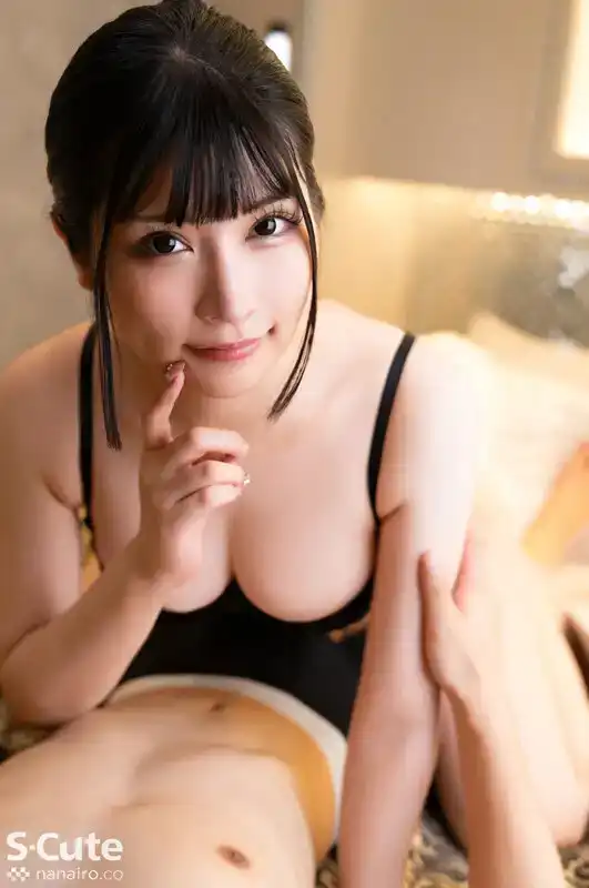 SQTE-601 扭曲性癖，超想虐硬邦邦的M男！~ 胡桃櫻花的劇照17