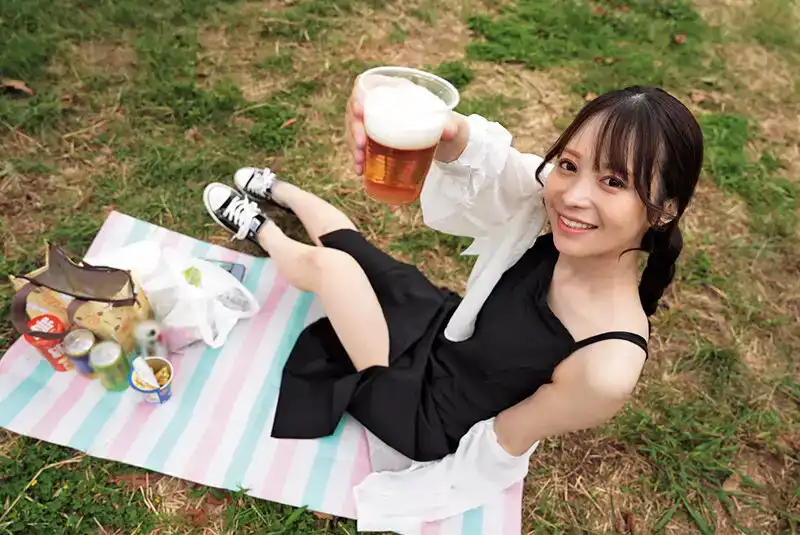MUGE-0001 【夢幻調查隊】白天公園裏獨飲女暴增！顏值居然全是A級【驗證】一聊才發現，全是超愛喝酒又超愛SEX的騷女！~ 天馬唯 雅子里菜 北岡果林的劇照11