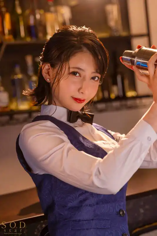 START-297 在當地酒吧遇到的性感爆棚女調酒師，用超絕舌技爽得我受不了，忘掉妻兒徹底淪陷內射SEX ~ 夏目響的劇照15
