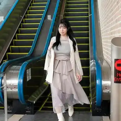 DLDSS-381 謊稱出差過夜… 公司I杯巨乳後輩與我的首次私拍溫泉偷情約會 ~ 朝海汐的劇照10