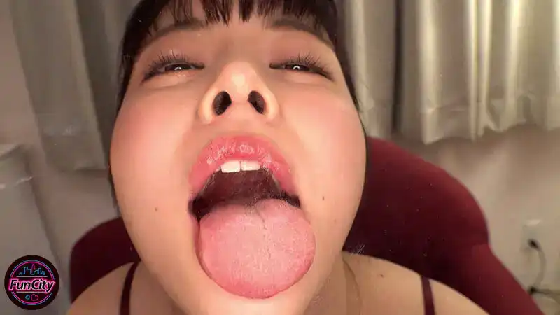 FJIN-070 肉感爆棚I罩杯巨乳：白領西裝OL的泡泡浴服務 ~ 羽月乃蒼的劇照6