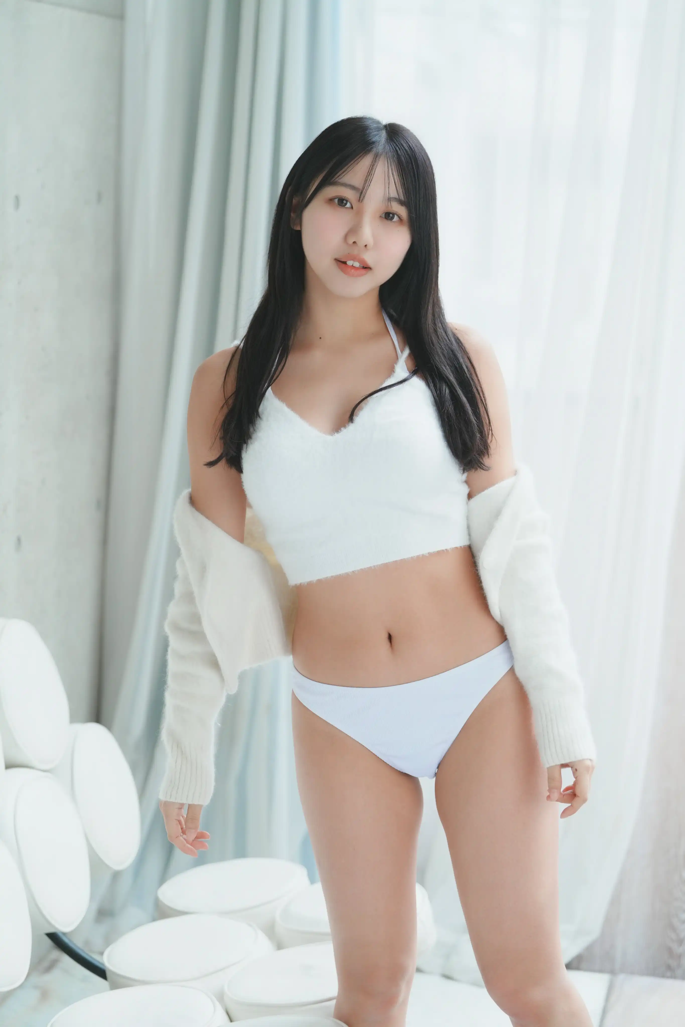 濱邊彌生第19張寫真