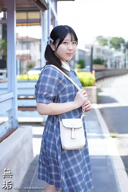 MUDR-311 新人出道！渴望硬核玩法的19歲天才少女 震撼初次後庭SEX的AV首秀 純真美少女三穴同入高潮的驚豔反差 AV DEBUT ~ 湖高湊的劇照10