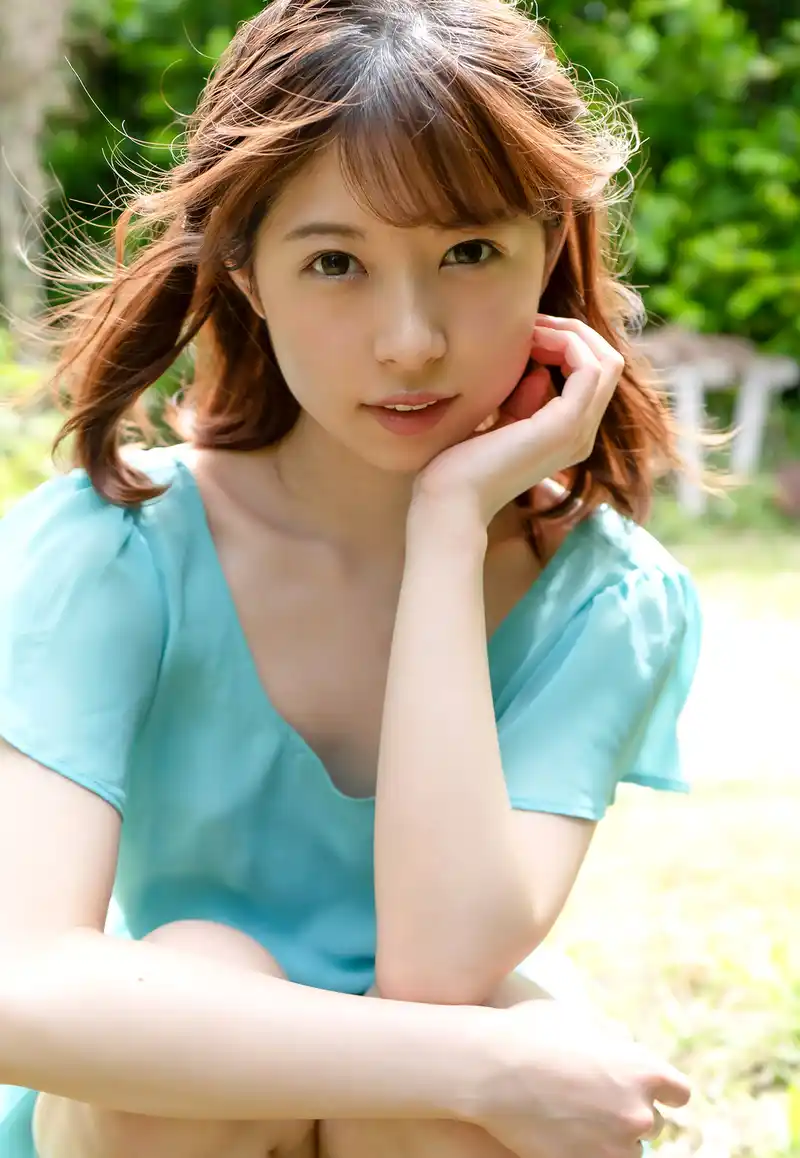 葵玲奈