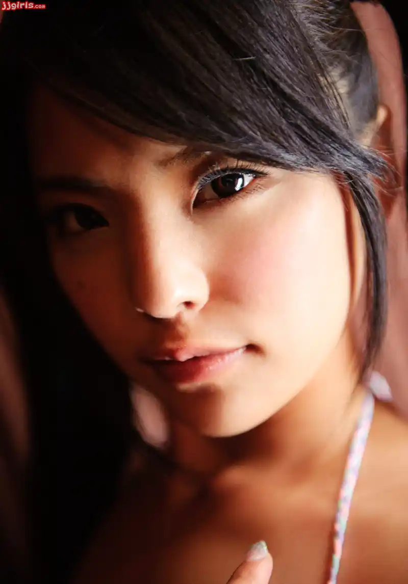 片桐襟理香
