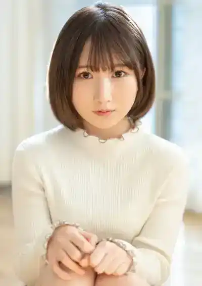 由良佳奈