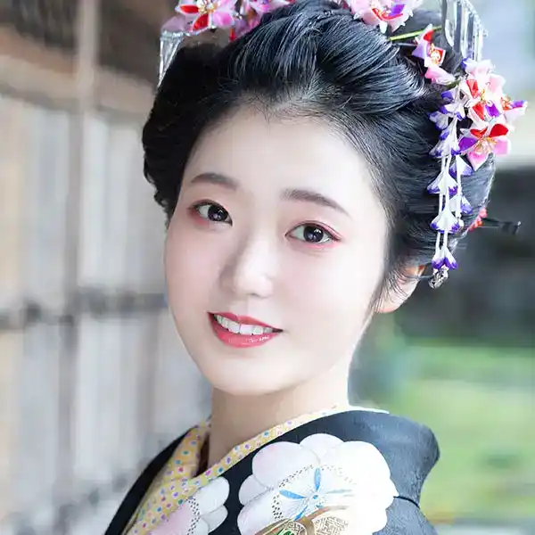 賀川かのこ