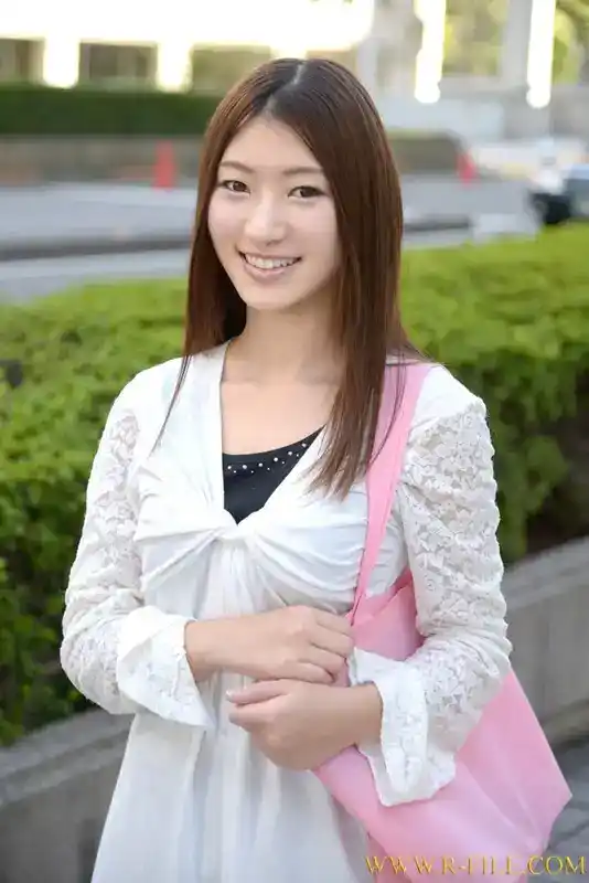 立華静音