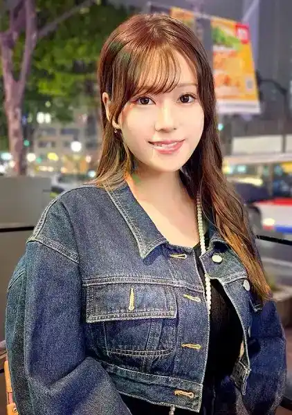 碓井せりな