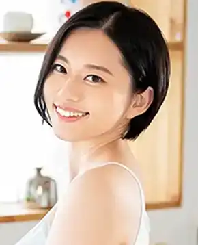 平井栞奈第2張寫真