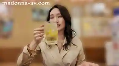 ACHJ-061 偶爾也想放肆撩騷一把！Madonna專屬 究極美熟女 木村玲衣親自上門服務啦 ~ 木村玲衣 的劇照2