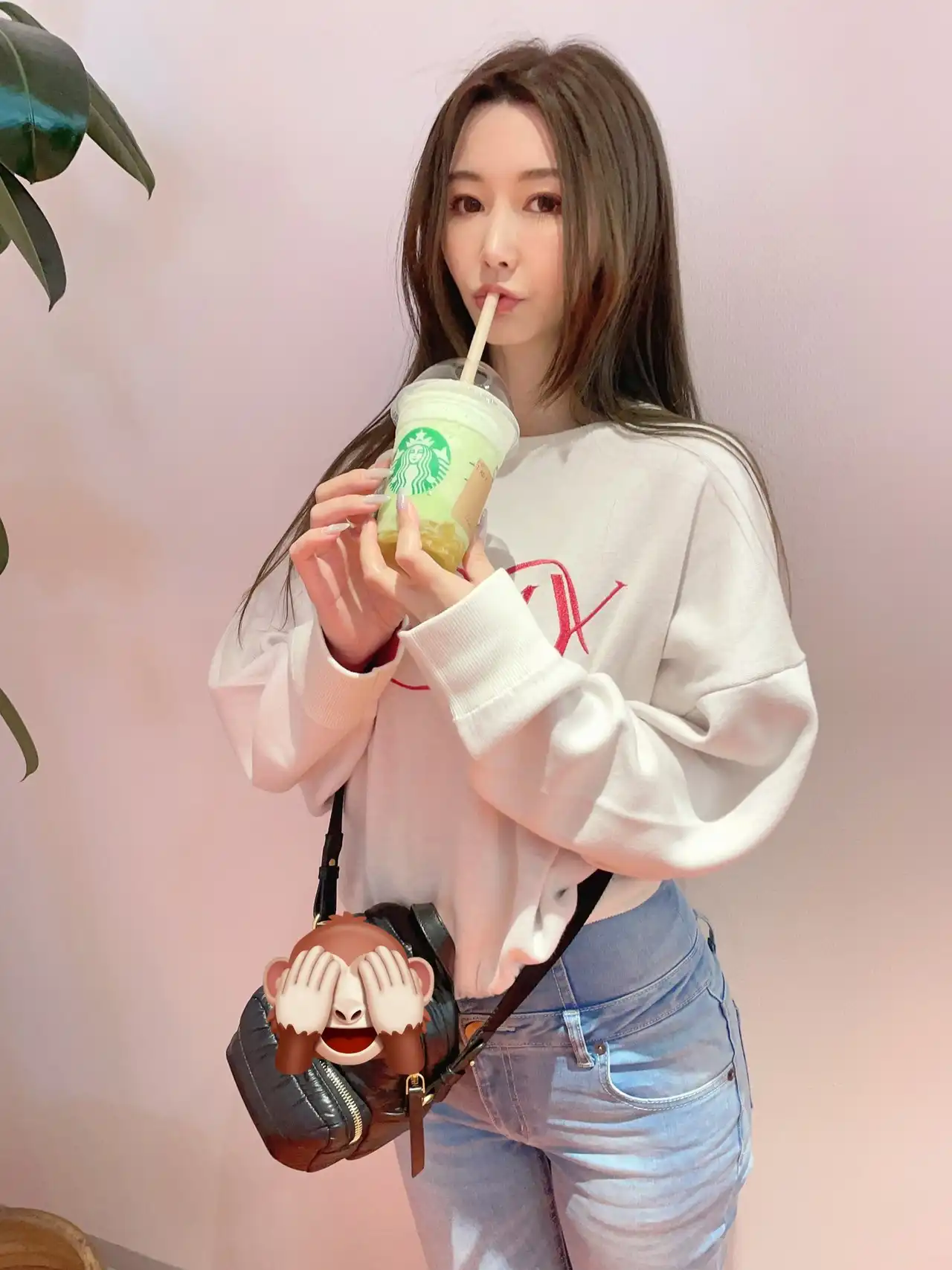 愛弓涼第50張寫真