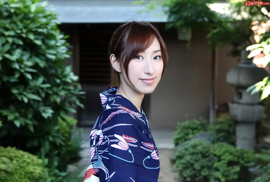 西尾かおり第175張寫真