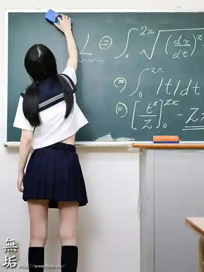 PFES-100 青春回憶錄：偷瞄內褲的悸動  的劇照3