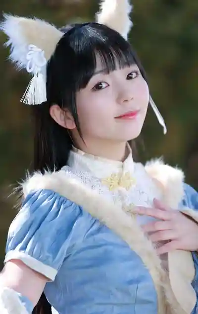 泉莉音封面照片寫真
