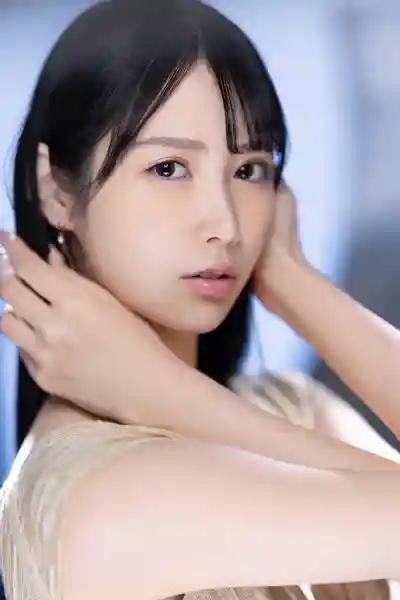 朝妃莉緒封面照片寫真