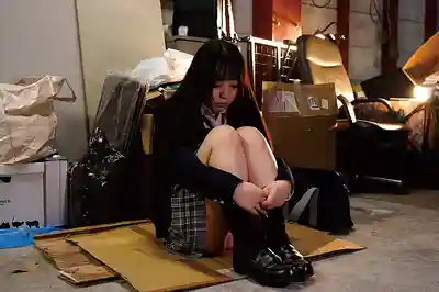 UMSO-595 離家少女的肉體回報：大叔謝謝你！收留我的報答就是陪你爽一下 VOL.03 ~ 藤田梢 皆瀨明裏 的劇照12