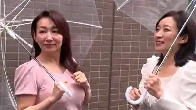 RDVHJ-169 素人搭訕內射爽翻天！極品熟妻姐妹花第12集 ~ 美原すみれ 野上しおり 真木今日子的劇照19