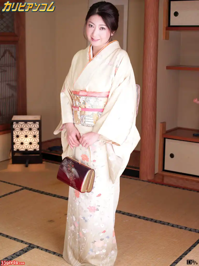 紫彩乃第51張寫真