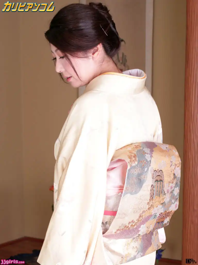紫彩乃第52張寫真