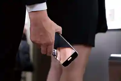 GMJK-023 肉感爆棚胖妹子緊身西裝誘惑 電車上等著被侵犯的抖M小胖OL ~ 星明日菜的劇照17