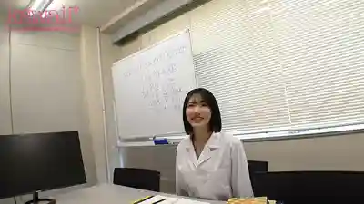 CAWD-840 新人出道！IQ140 科學系學霸姐姐 23歲現役名校理工大學生 完美主義研究生拋開一切瘋狂本能性愛高潮不斷的日子 AV DEBUT ~ 涼音留衣 的劇照15