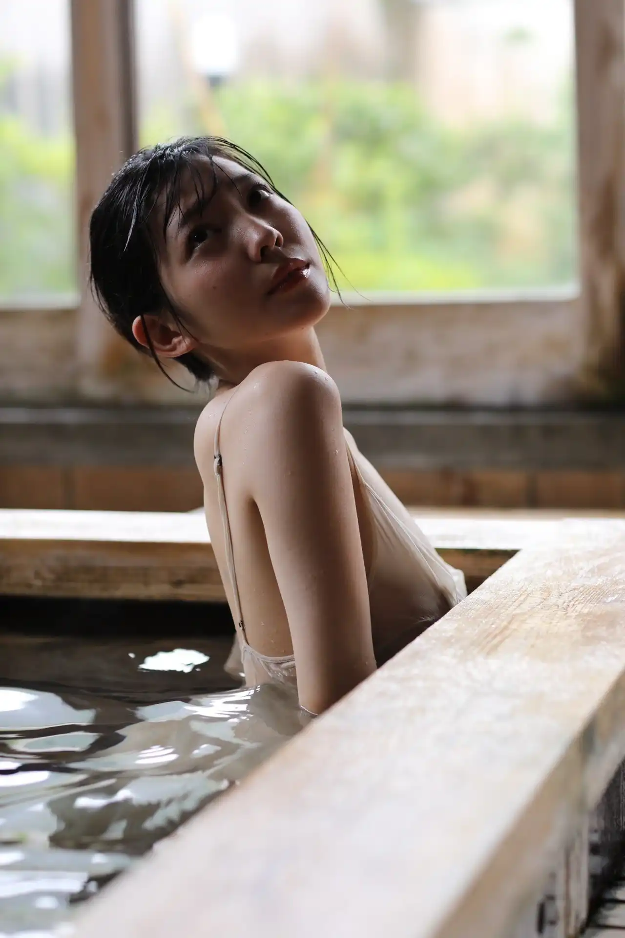 紫藤留衣第566張寫真