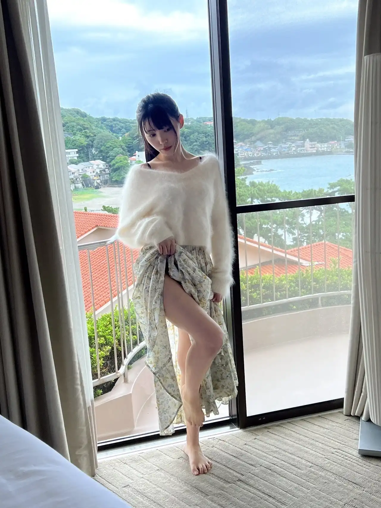 紫藤留衣第582張寫真
