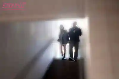 CAWD-845 換妻酒吧NTR 我那清純美麗的女友被陌生男人喚醒了淫亂本性 ~ 伊藤舞雪的劇照13