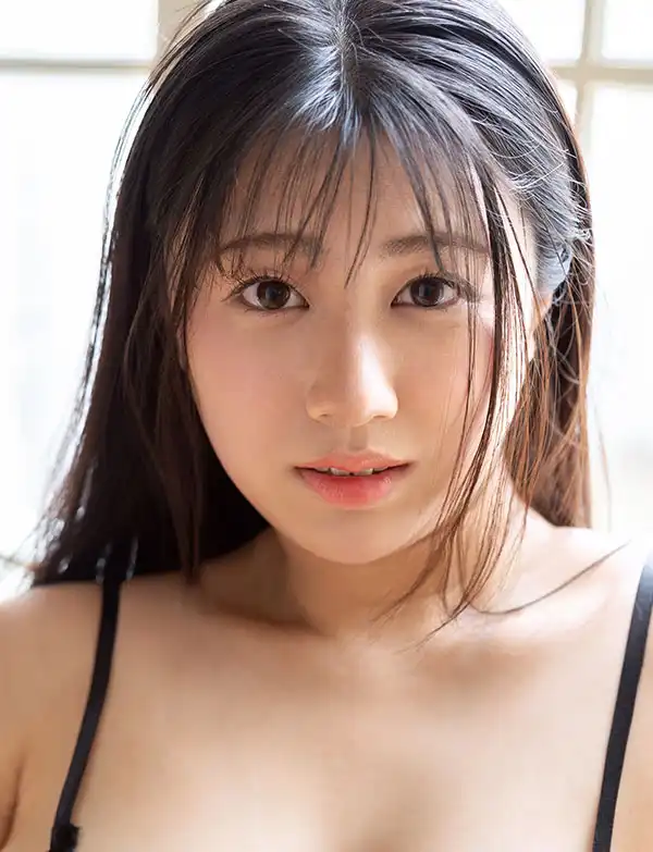 成瀬花奈第1張寫真