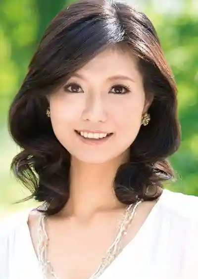 高嶋亜美封面照片寫真