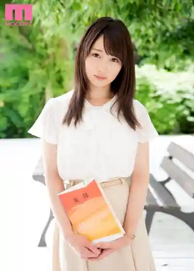 桐谷奈緒第1張寫真