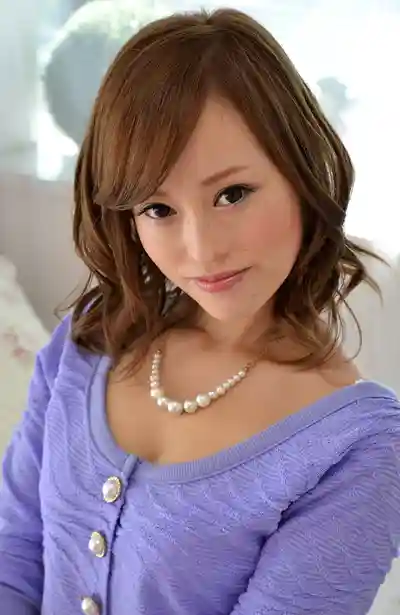桐岛莉乃封面照片寫真