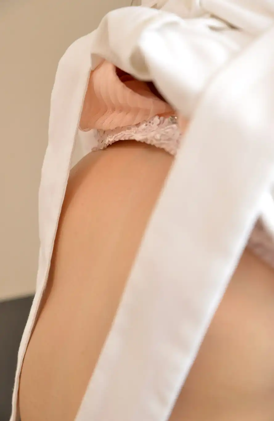 西田卡莉娜第357張寫真
