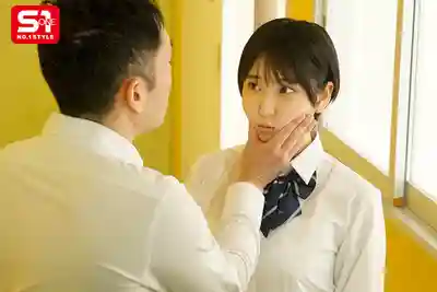 SONE-951 跟青梅竹馬玩SM結果她覺醒抖M屬性變成超聽話的淫蕩小寵物 ~ 糸井瑠花的劇照9