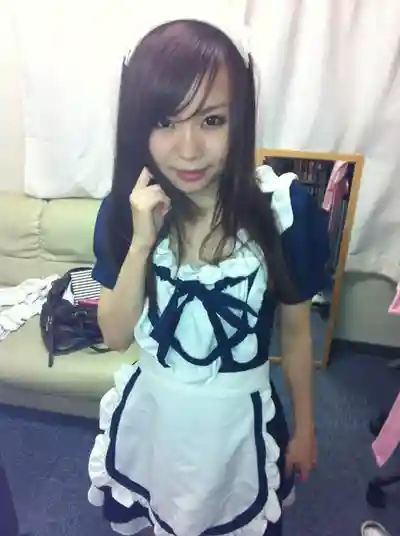 川井まゆ