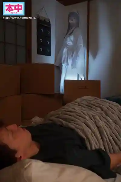 HMN-733 鬼魂NTR！在租住房屋裏，晚上竟然爬出來美豔女鬼誘惑我中出 ~ 香水純  的劇照11