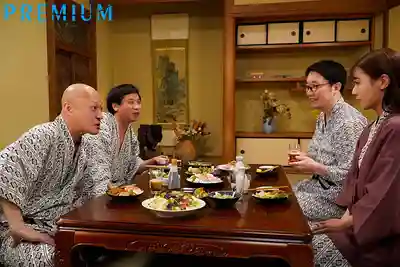 PRED-805 出差溫泉旅館淪爲中出套房！被惡心的絕倫老頭們輪番中出到天亮，瘋狂高潮的客戶招待 ~ 蒼乃美月 的劇照11