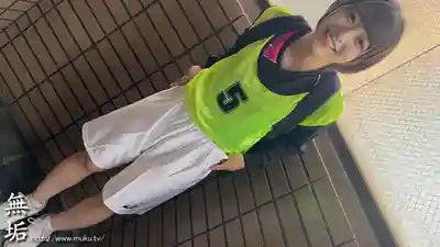 MUCD-335 社團活動後滿身香汗的美少女穿着練習服就直接開操了！青春激情SEX！運動部妹子6人混亂中出 BEST 4小時合集 的劇照17