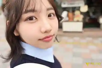 FNS-098 瞞着女友和性感女子大生的1泊2日露天溫泉10發種付中出溫泉之行，二人世界的性愛合宿 ~ 濱邊彌生 的劇照12