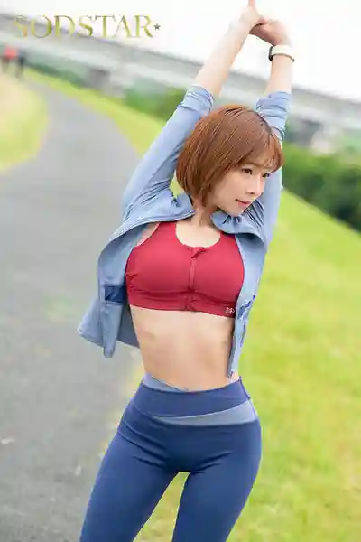 START-428 尾行慢跑運動系翹臀S模特極美人，潛入的密室濃密輪⬤ 幹到滿身是汗 ~ 紗倉真菜 的劇照16