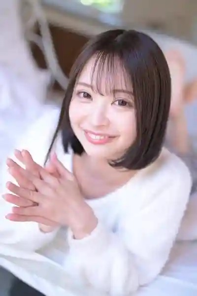 本月出道女優: 堀北桃愛 封面